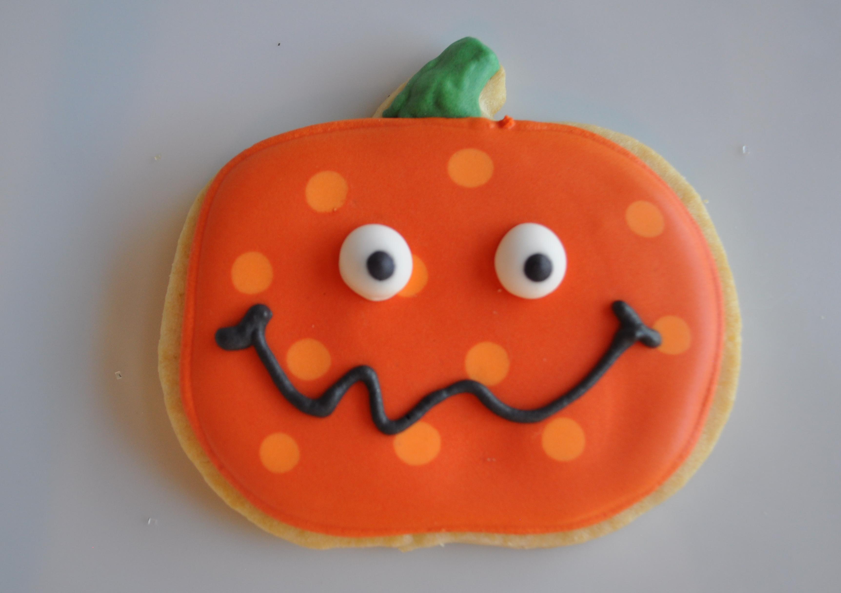 Sugar cookie cute pumpkin cookie for halloween suz daily clipart